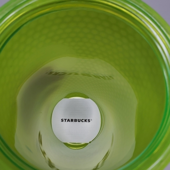 STARBUCKS NWT GLOW IN THE DARK GREEN 16 OZ TUMBLER HALLOWEEN SPOOKY COFFEE - Picture 6 of 11